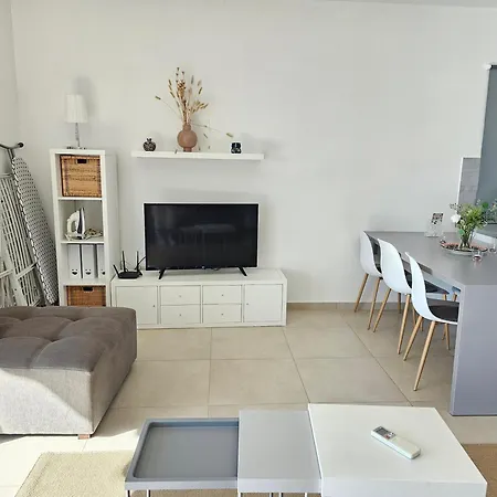 Miracle Sea Apartment *